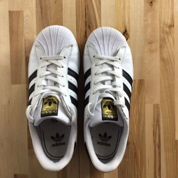 ADIDAS Superstar sneakers size 3 white sports shoes - Picture 8 of 11